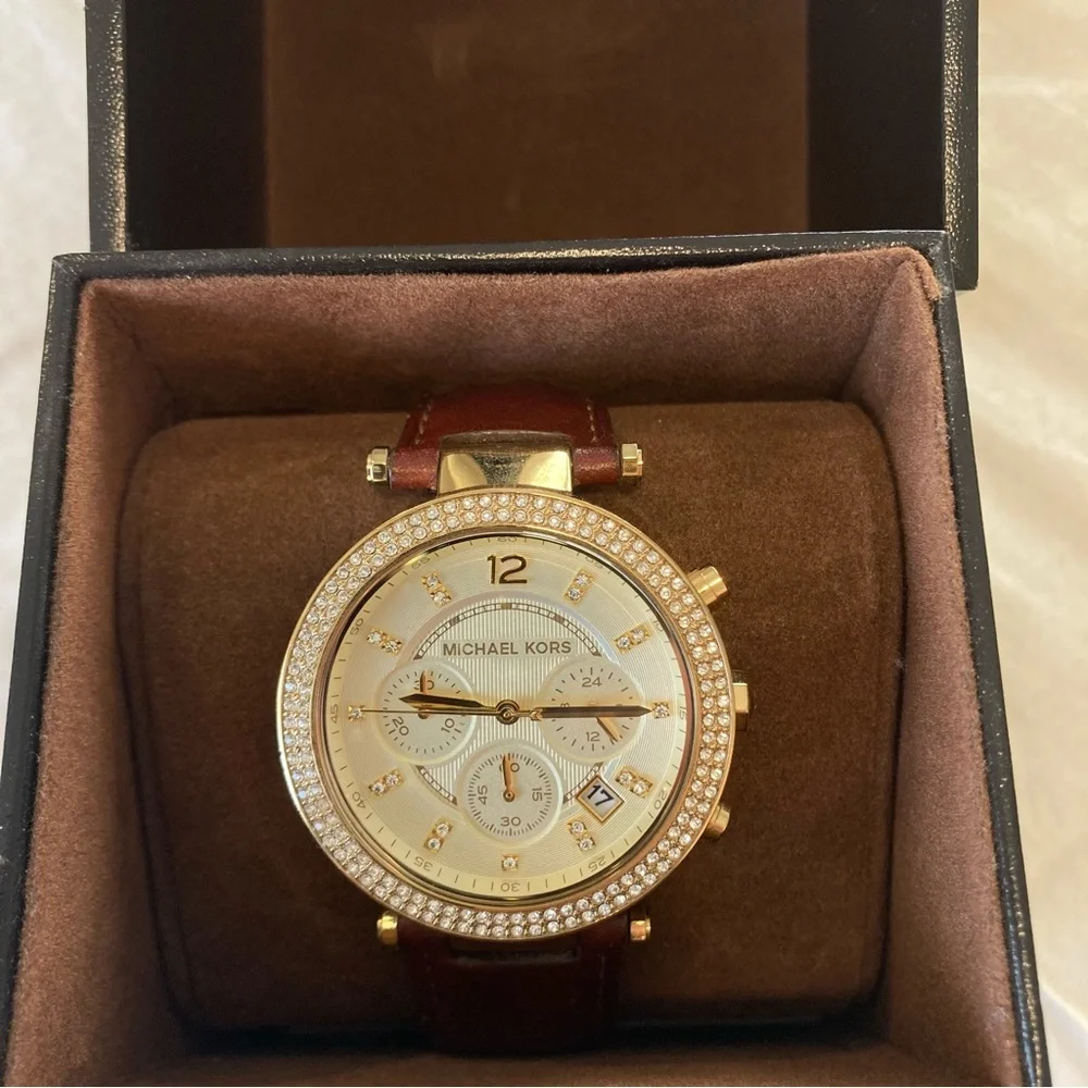 NIB - MICHAEL KORS Watch Gold tone, Brown Leather Strap with Crystals - Picture 6 of 9